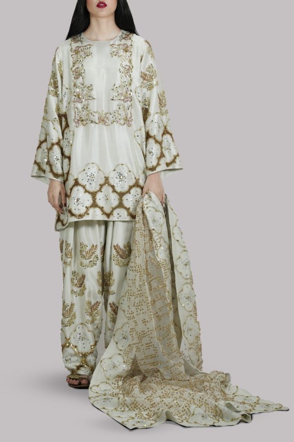 Egret Embellished Raw Silk Set